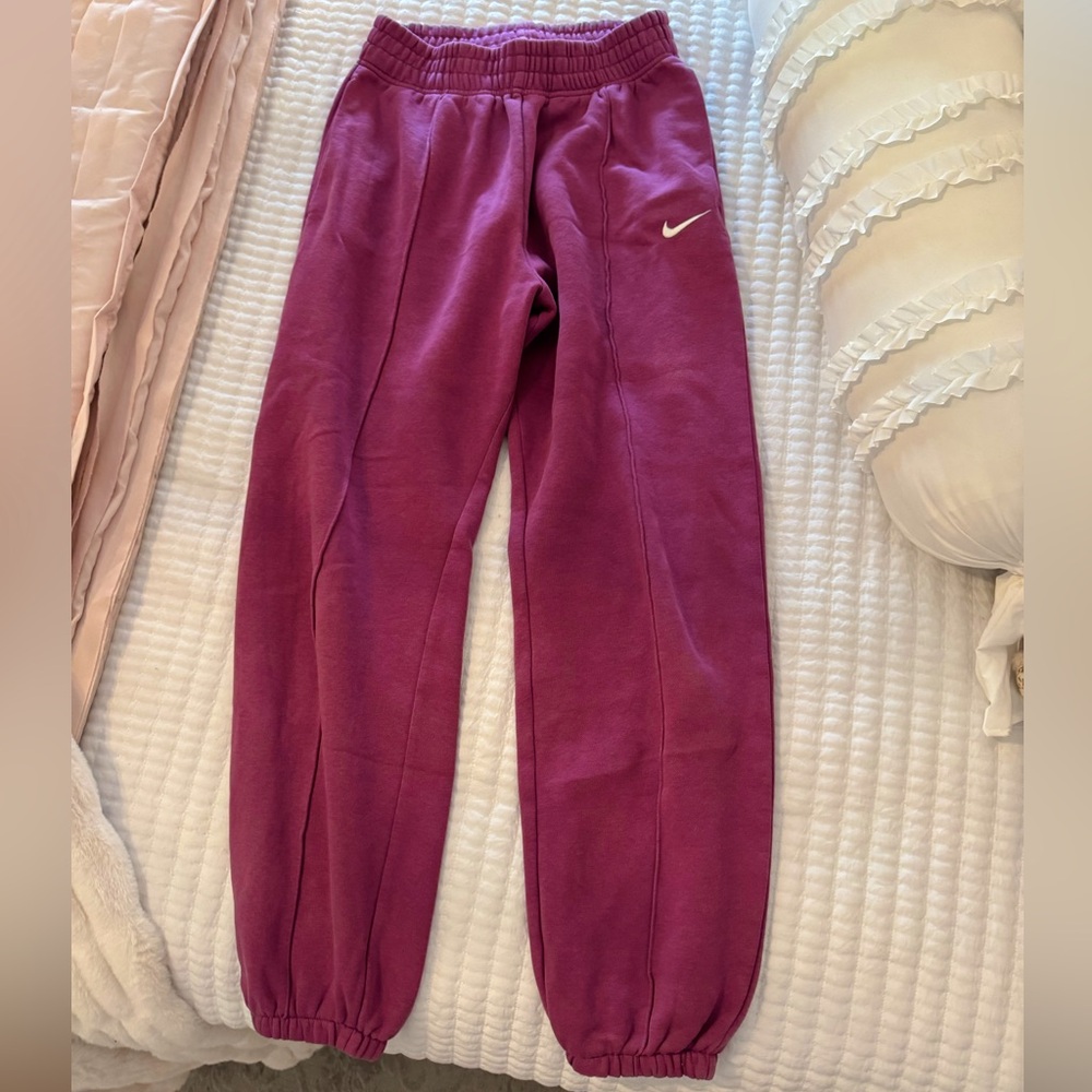 Nike Size Extra Small Womens sweatpants purple